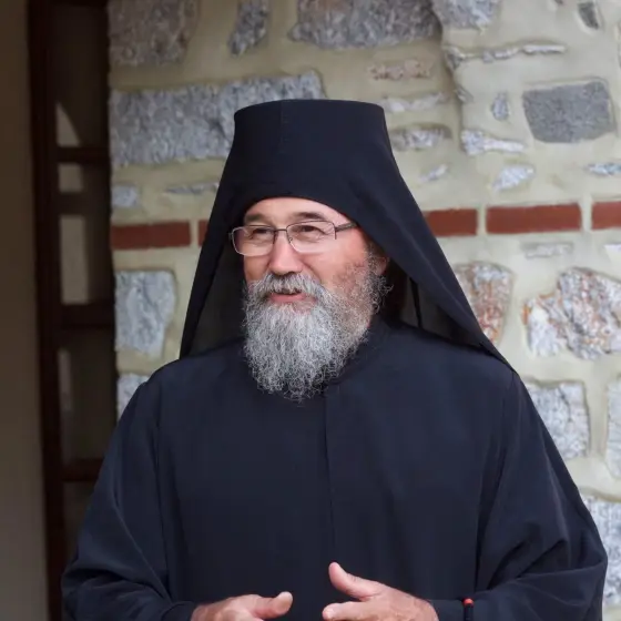 Părintele Atanasie Floroiu, stareţul schitului Prodromu din Muntele Athos. O mărturie că Dumnezeu lucrează prin oamenii smeriți